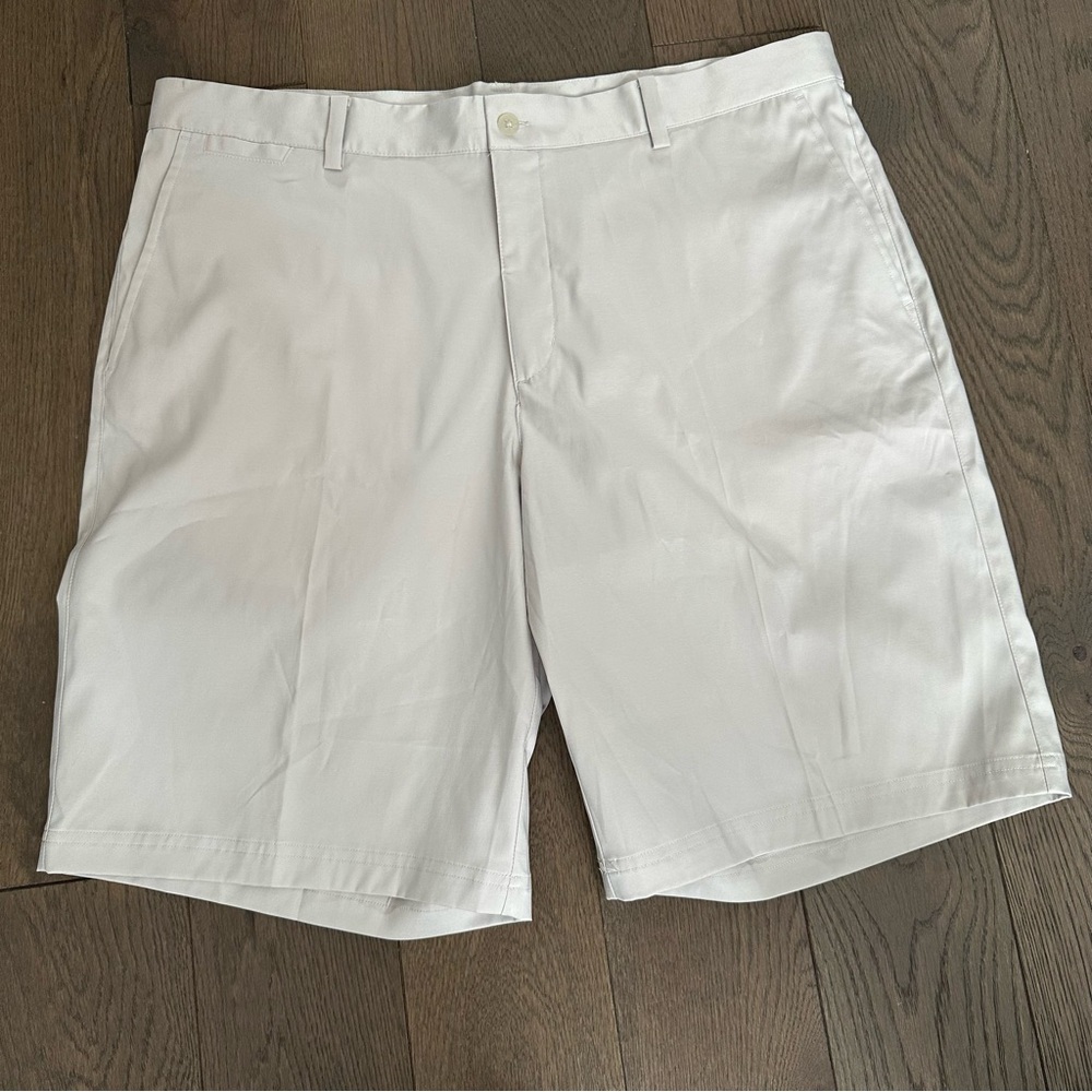 Nike Men's White Golf Tour Performance Dri-Fit Shorts